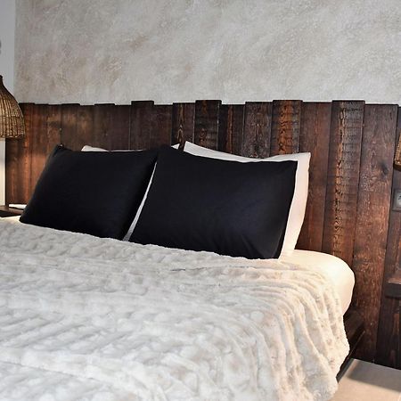 Aethrea Apartments شاراكي المظهر الخارجي الصورة