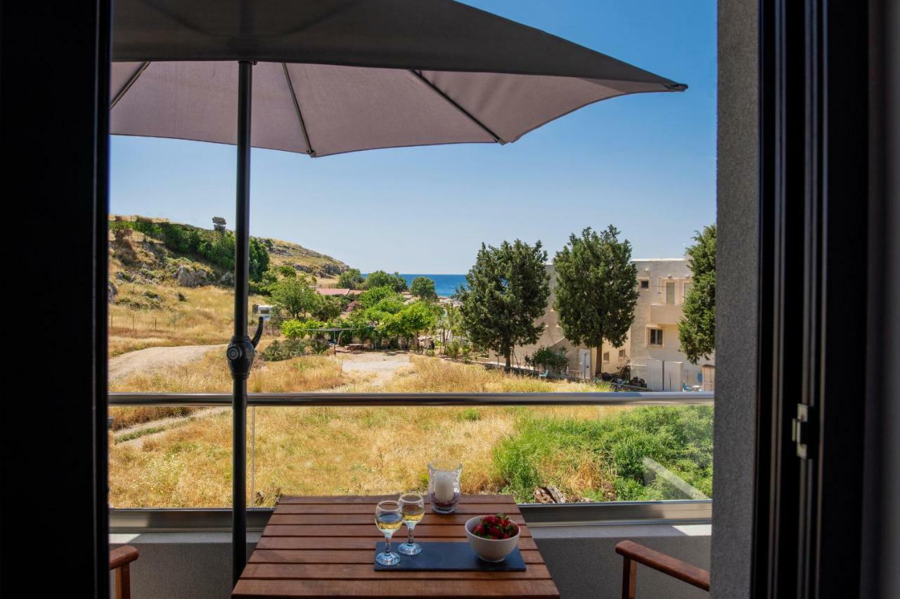 Aethrea Apartments شاراكي المظهر الخارجي الصورة